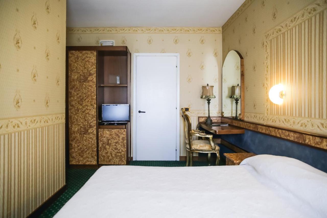 Hotel Villa Pigalle Tezze sul Brenta Exteriér fotografie